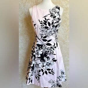 Lauren Ralph Lauren Pink Floral dress size 6